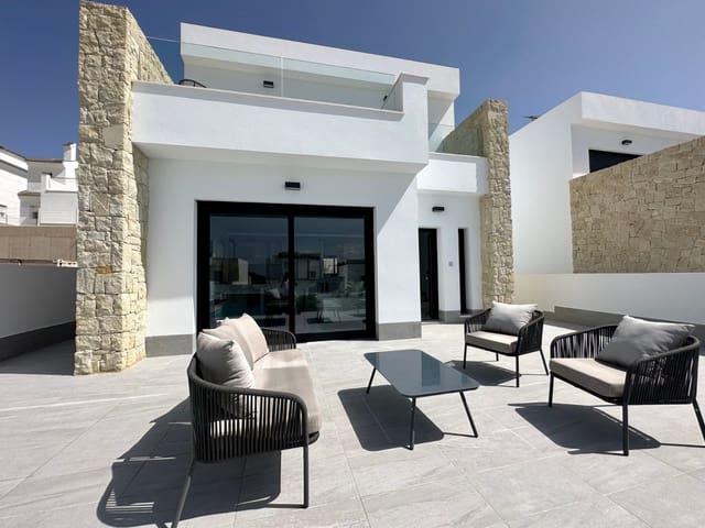 Chalet en venta en La Marina, Alicante Costa Blanca