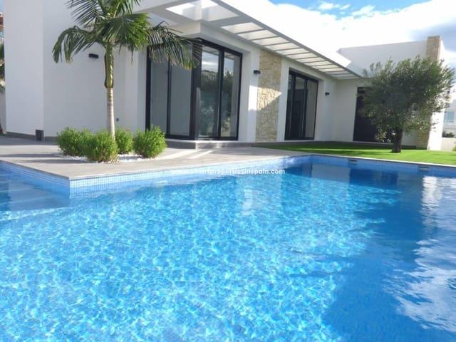 Chalet en venta en La Marina, Alicante Costa Blanca