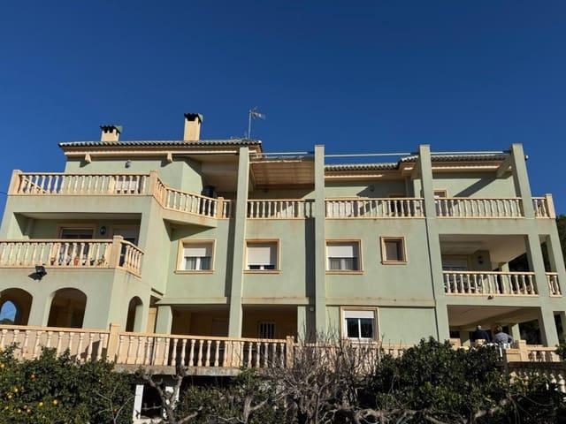 Chalet en venta en La Marina, Alicante Costa Blanca