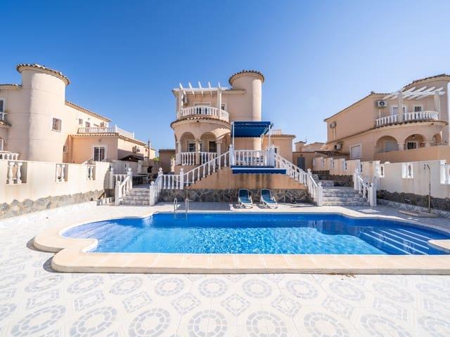 Chalet en venta en La Marina, Alicante Costa Blanca