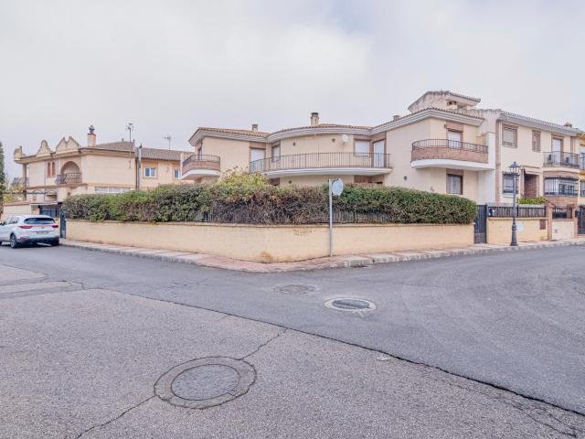 Chalet en venta en la mejor zona de ATARFE