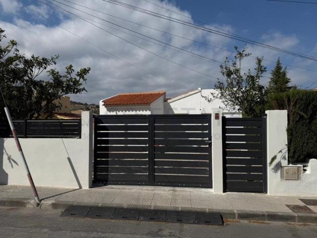 Chalet en venta en La Nucia Alicante