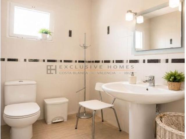 Chalet en Venta en la Nucia, Alicante