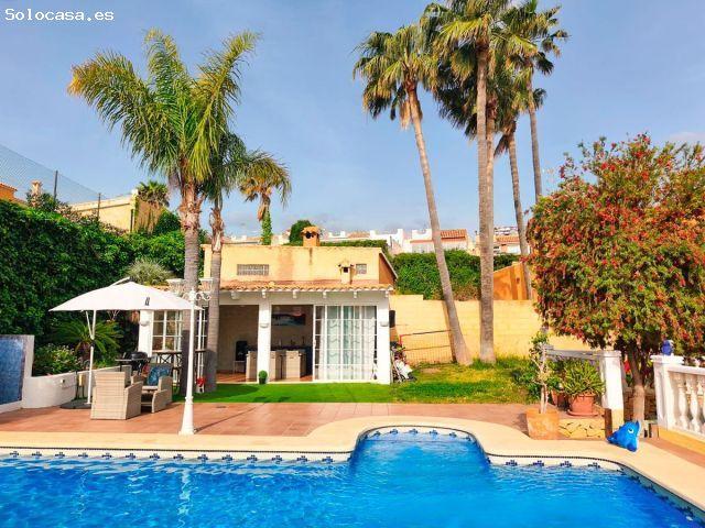 Chalet en Venta en la Nucia, Alicante