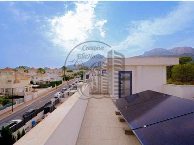 Chalet en Venta en la Nucia, Alicante