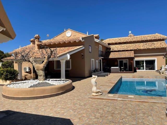 Chalet en venta en La Nucia, Alicante Costa Blanca