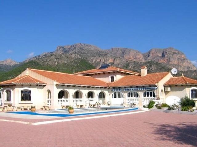 Finca/Casa Rural en venta en La Nucia, Alicante Costa Blanca