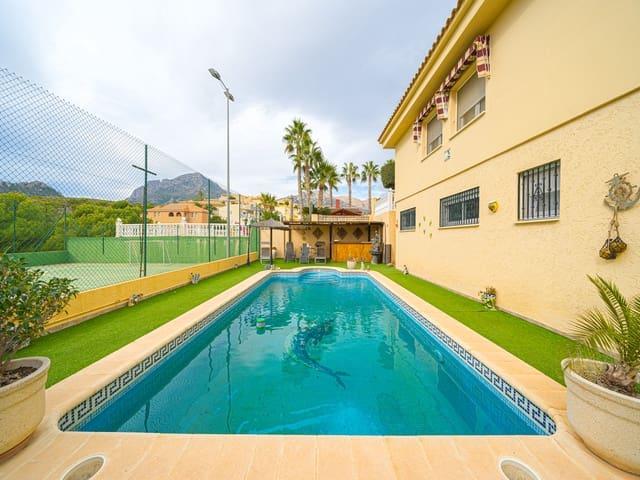 Chalet en venta en La Nucia, Alicante Costa Blanca