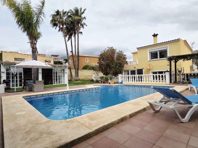 Chalet en venta en La Nucia, Alicante Costa Blanca