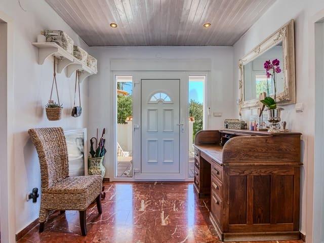 Chalet en venta en La Nucia, Alicante Costa Blanca
