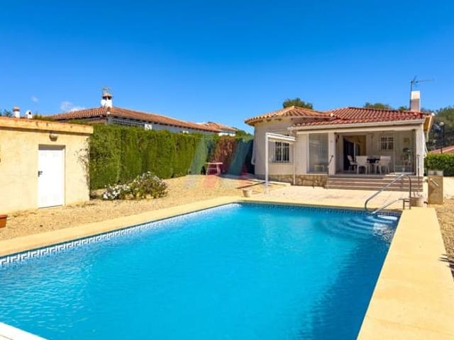 Chalet en venta en La Nucia, Alicante Costa Blanca