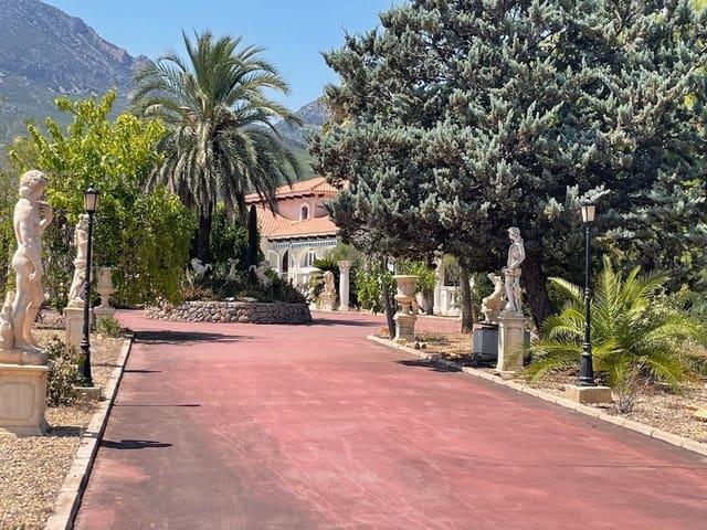 Chalet en venta en La Nucia, Alicante Costa Blanca
