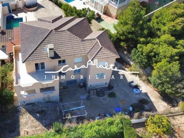 Chalet en venta en La Nucia, Bello horizonte
