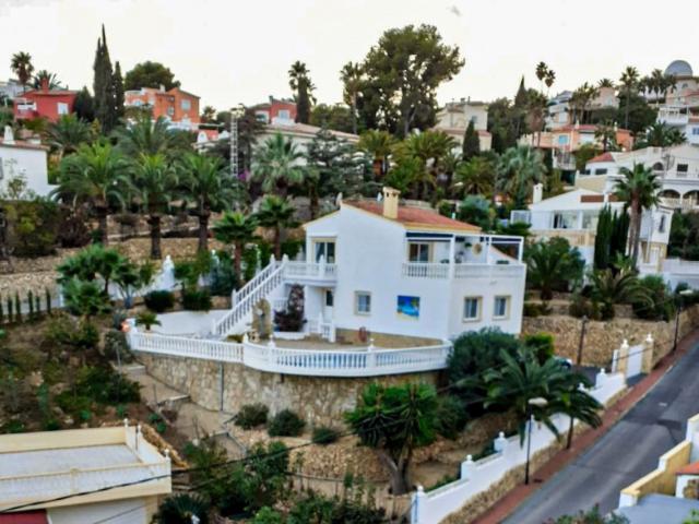 Chalet en venta en La Nucia, La nucia