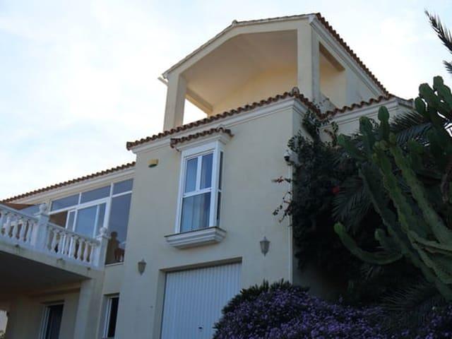 Chalet en venta en La Sella, Alicante Costa Blanca