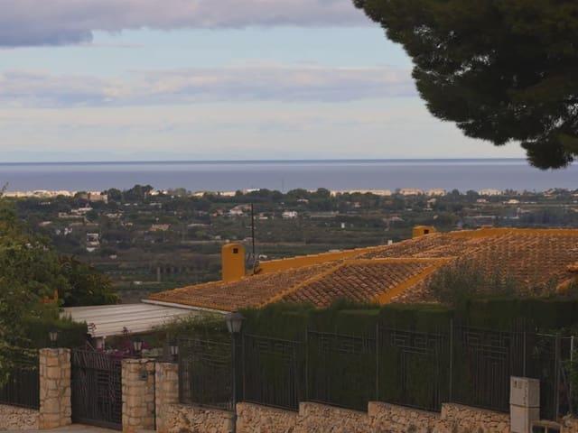 Chalet en venta en La Sella, Alicante Costa Blanca