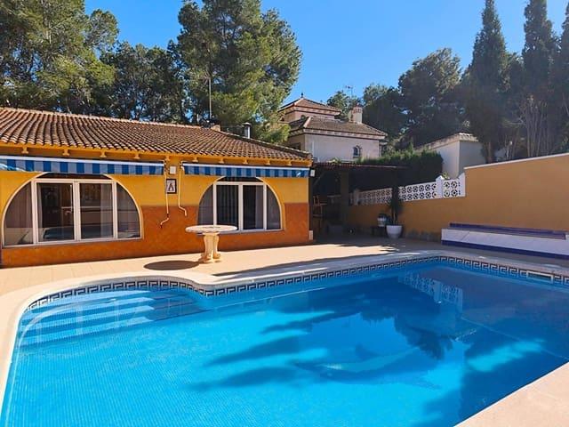 Chalet en venta en La Siesta, Alicante Costa Blanca