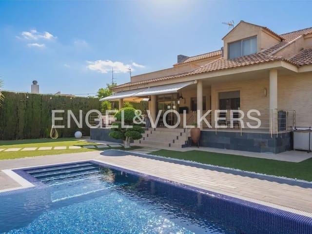 Chalet en venta en La Pobla de Vallbona, Valencia
