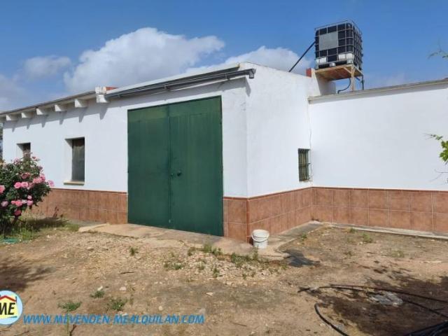 Chalet en venta en La Puebla de Cazalla, La Puebla De Cazalla