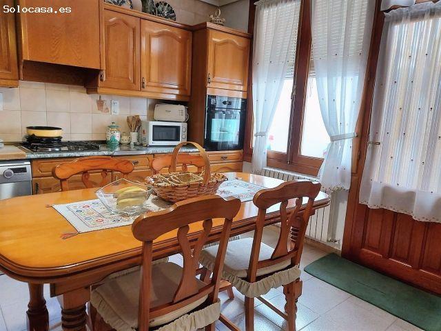 Chalet en venta en La Roda