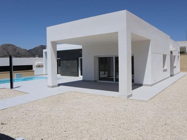 Adosado en venta en La Romana, Alicante