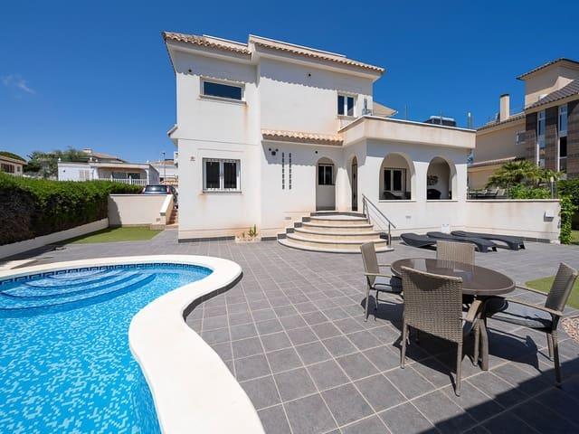 Chalet en venta en La Zenia, Alicante Costa Blanca