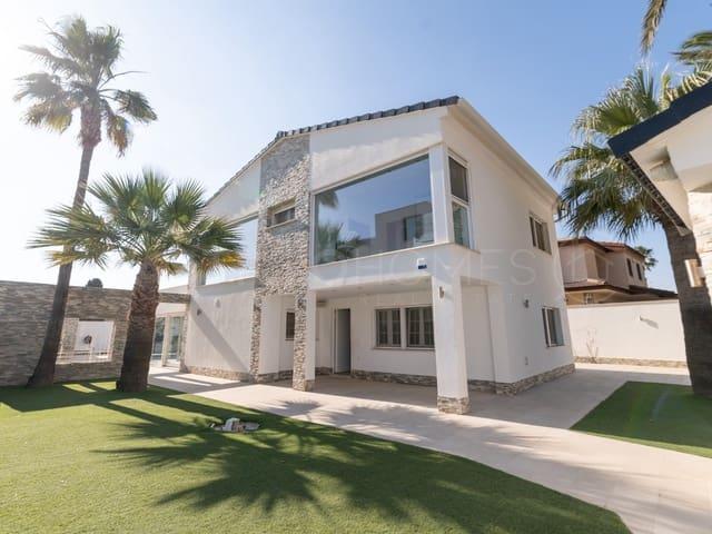 Chalet en venta en La Zenia, Alicante Costa Blanca