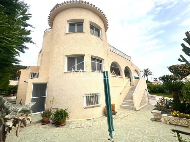Chalet en venta en La Zenia, Alicante Costa Blanca