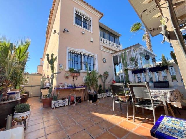 Chalet en venta en La Zenia, Alicante Costa Blanca