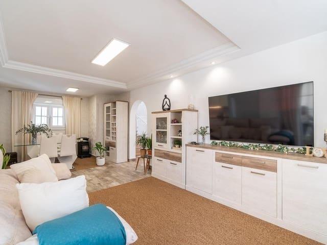 Chalet en venta en La Zenia, Alicante Costa Blanca