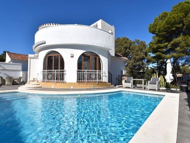 Chalet en venta en La Zenia, Alicante Costa Blanca