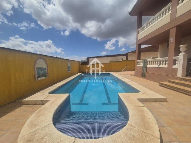 Chalet en venta en Láchar. Espectacular Villa en Lachar Granada. Chalets.