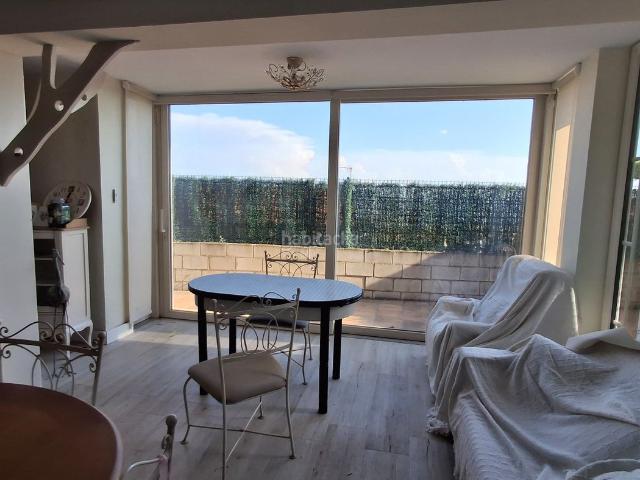 Chalet en venta en Lapoblación. ESPECTACULAR CHALET EN LA POBLACIÓN. Casa de 130m2, parcela urbana de 500m2, edificación de 130m2 en dos plantas, salón con chimen. Chalets.