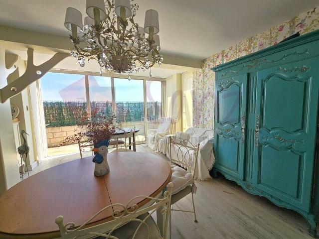 Chalet en venta en Lapoblación. OPORTUNIDAD EN SANZ. CHALET INDEPENDIENTE urbano EN LAPOBLACION. Chalets.