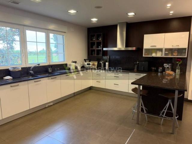 Chalet en venta en Lardero, Avda. Madrid