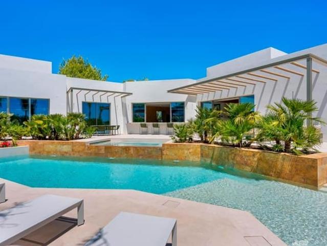 Chalet en venta en Las Colinas Golf, Alicante Costa Blanca