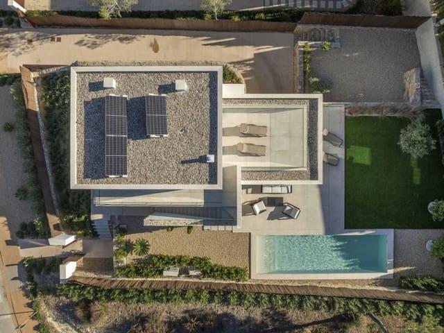 Chalet en venta en Las Colinas Golf, Alicante Costa Blanca