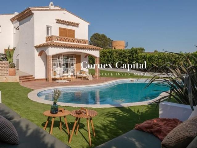 Chalet en venta en L'Estartit, Girona Costa Brava
