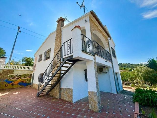 Chalet en venta en Llagostera
