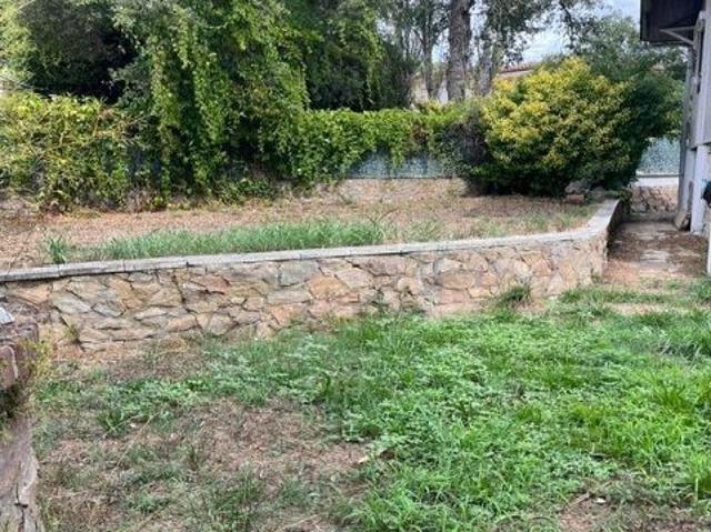 Chalet en Venta en Llagostera, Girona