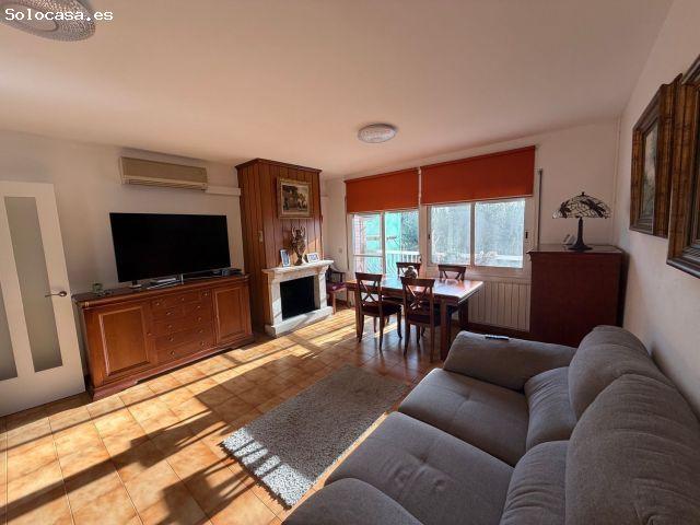 Chalet en Venta en Llagostera, Girona