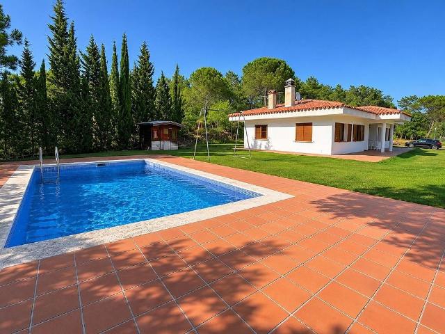 Chalet en venta en Llambilles, de 120 m² 4 habitaciones por 598.000