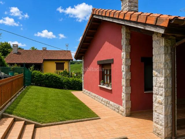 Chalet en venta en Llanes, Vidiago Pendueles Tresgrandras. Exclusiva Naturaleza, tranquilidad y vistas a un paso de la costa de Llanes. Chalets.