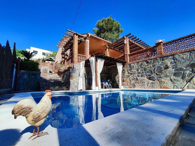 Chalet en venta en Lliçà d´Amunt, de 188 m² 3 habitaciones por 415.000