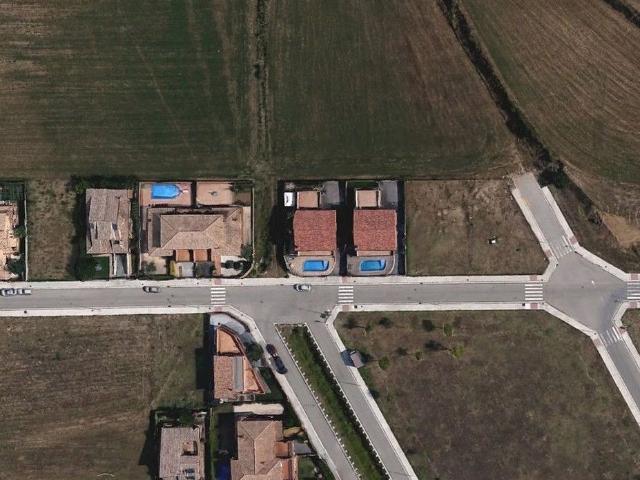 Chalet en venta en Llinars del Valles, de 219 m² 1 habitación por 415.000