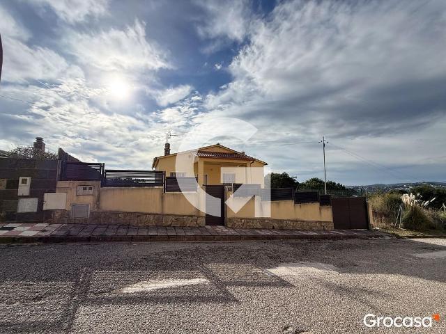 Chalet en venta en calle Euro, Lloret de Mar, de 75 m² 2 habitaciones por 198.000