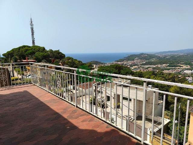Chalet en venta en Lloret de Mar, de 100 m² 3 habitaciones por 367.000