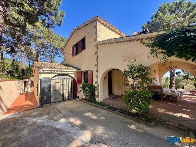 Chalet en venta en Lloret de Mar, de 108 m² 4 habitaciones por 595.000