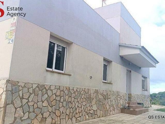 Chalet en venta en Lloret de Mar, de 151 m² 4 habitaciones por 299.000