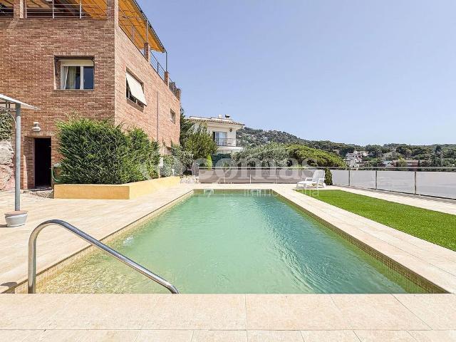 Chalet en venta en Lloret de Mar, de 155 m² 4 habitaciones por 790.000